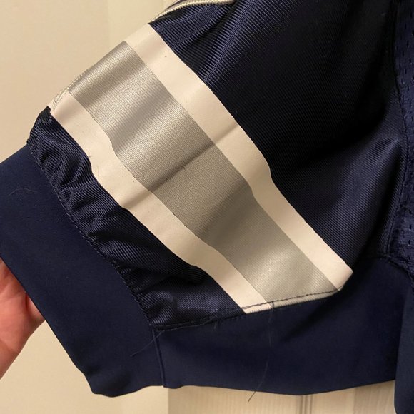 Dallas Cowboys Jersey - Size L - Picture 4 of 7